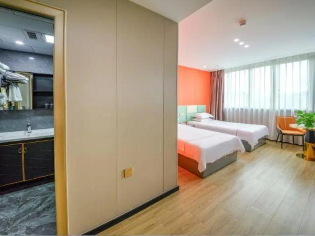 Bed in Yiwu Bairui Grand Hotel