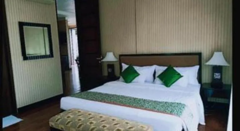 Bed in Campago Resort Hotel