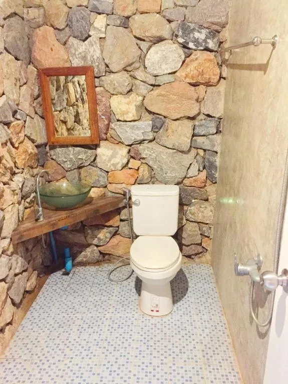 Chivaree Hotel and Resort