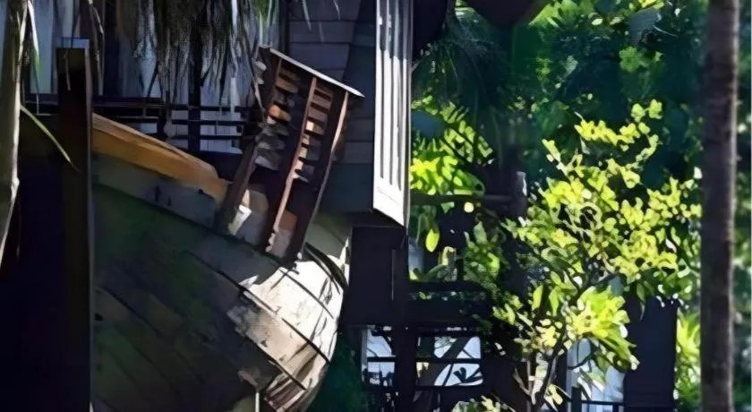 Chivaree Hotel and Resort