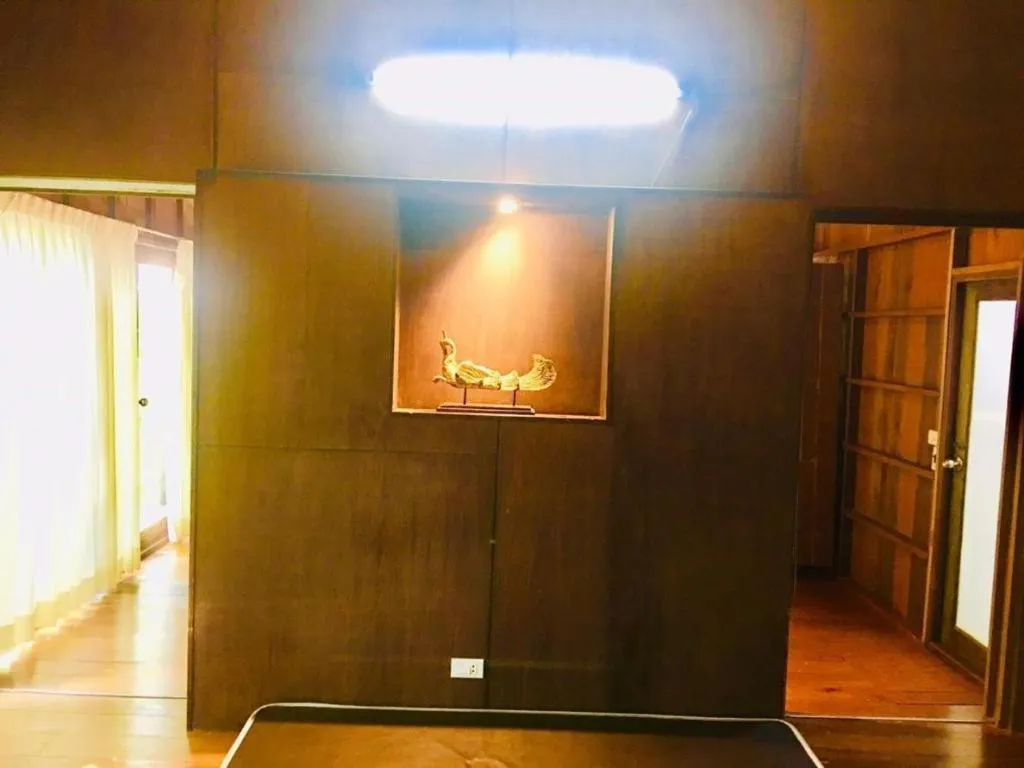 Chivaree Hotel and Resort