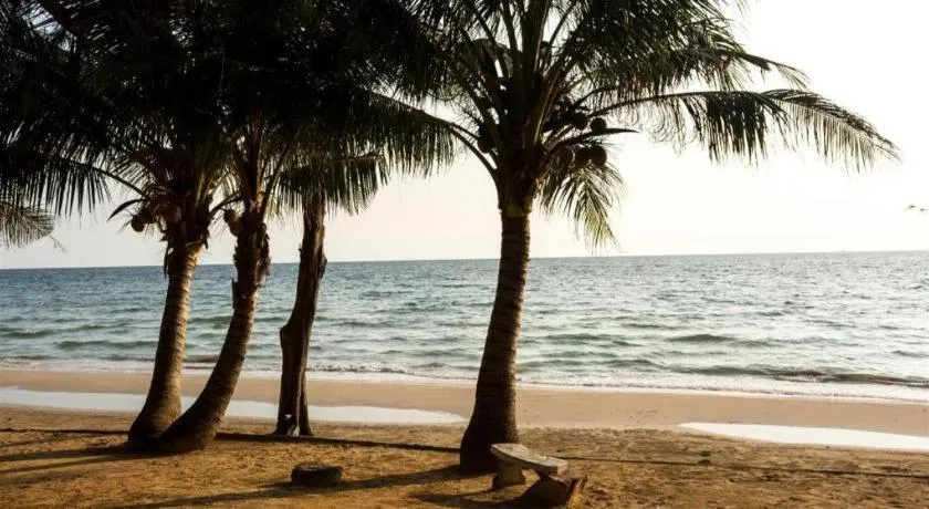 Chivaree Hotel and Resort