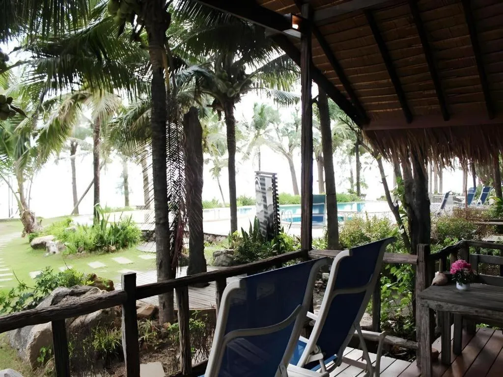 Chivaree Hotel and Resort