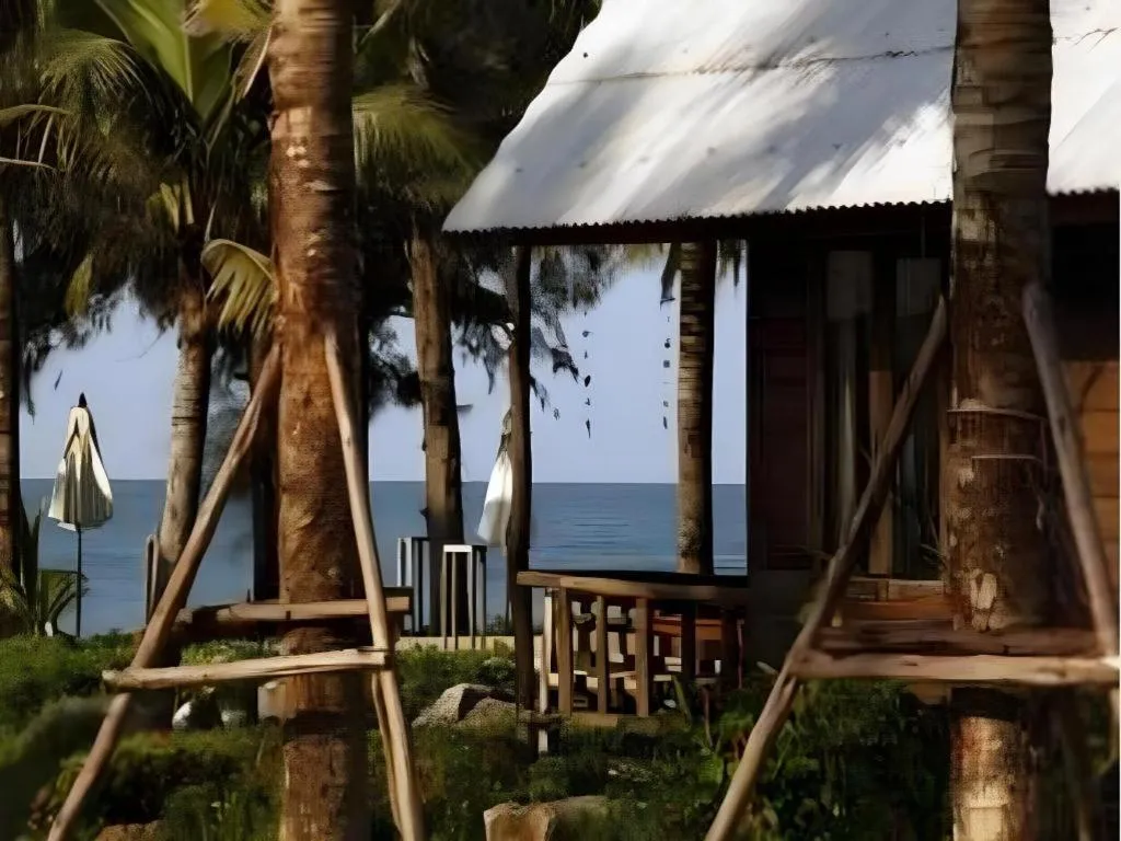 Chivaree Hotel and Resort