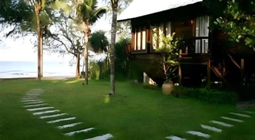 Chivaree Hotel and Resort