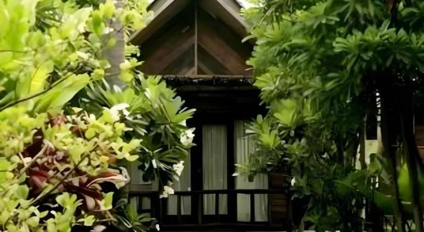 Chivaree Hotel and Resort