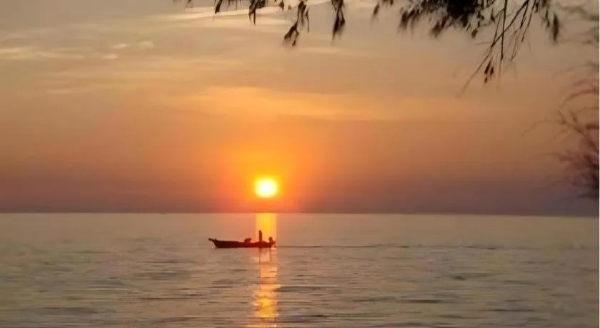 Chivaree Hotel and Resort