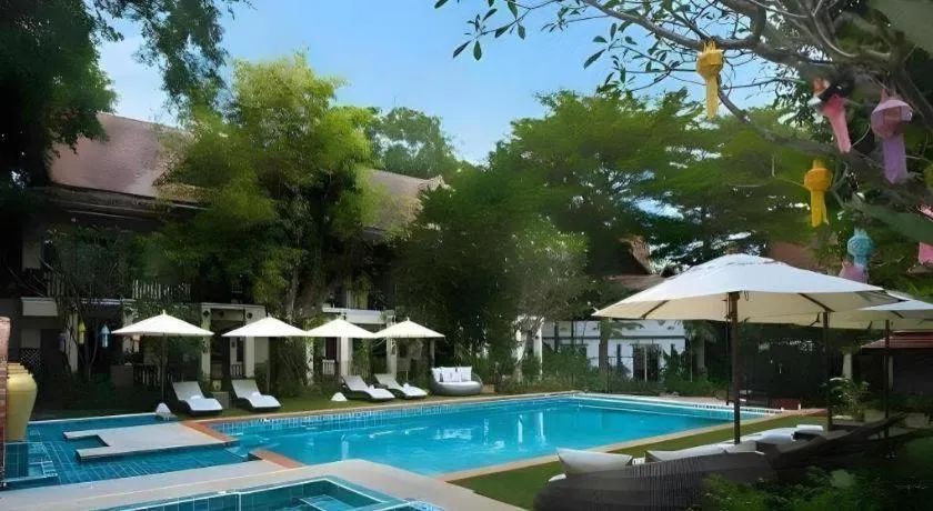 B2 Suthep Night Market Premier Resort