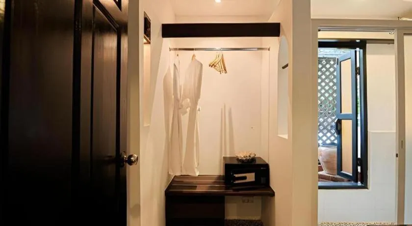 B2 Suthep Night Market Premier Resort