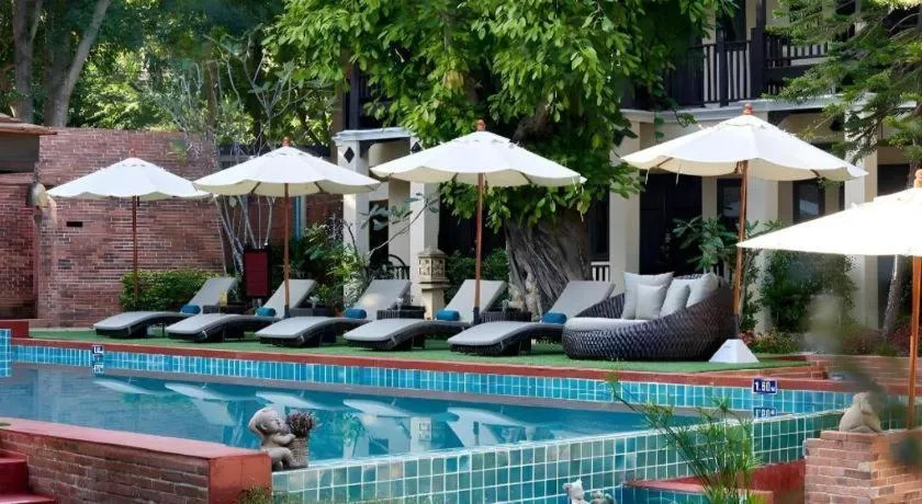 B2 Suthep Night Market Premier Resort