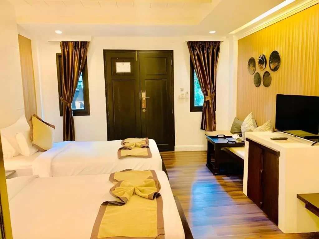 Bed in B2 Suthep Night Market Premier Resort