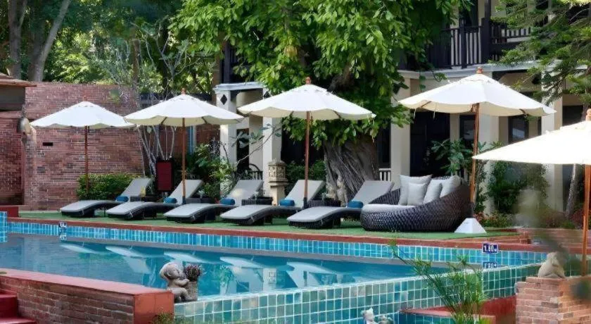 B2 Suthep Night Market Premier Resort