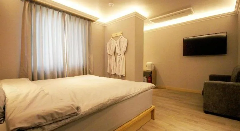 Bed in Jeju Sejong Hotel