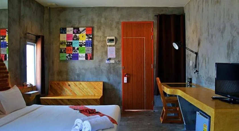 Bed in Tanisa Resort