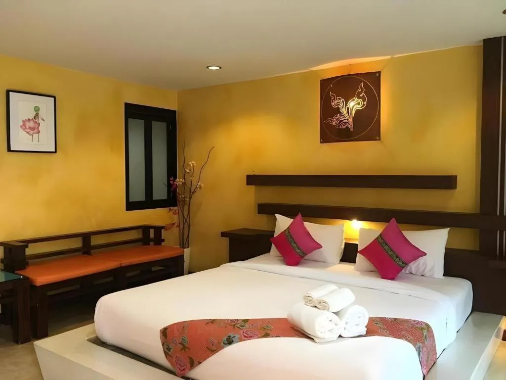 Bed in Tanisa Resort