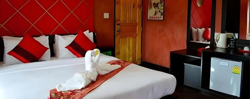 Bed in Tanisa Resort