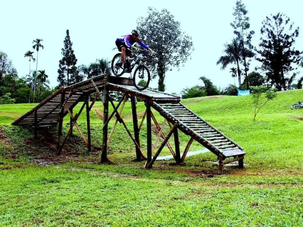 Augusta Hotel & Glamping Sukabumi