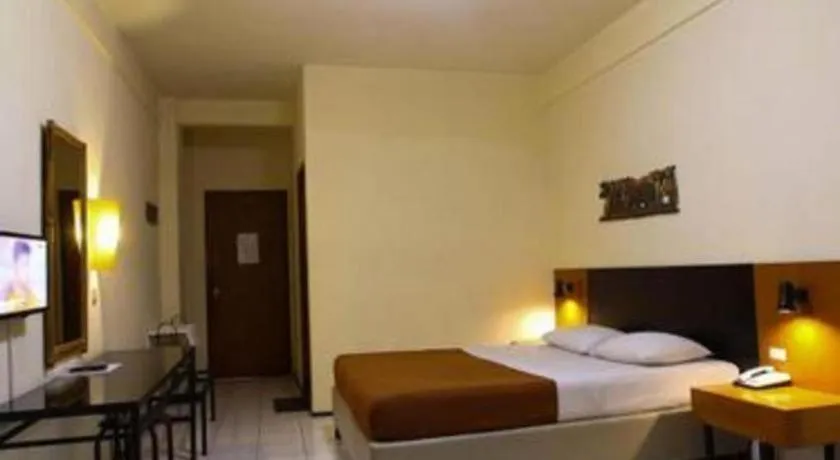 Bed in Augusta Hotel & Glamping Sukabumi