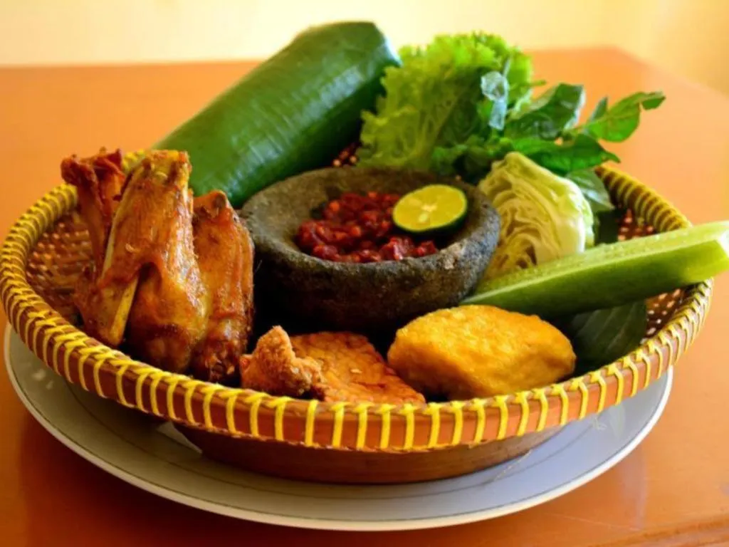 Augusta Hotel & Glamping Sukabumi