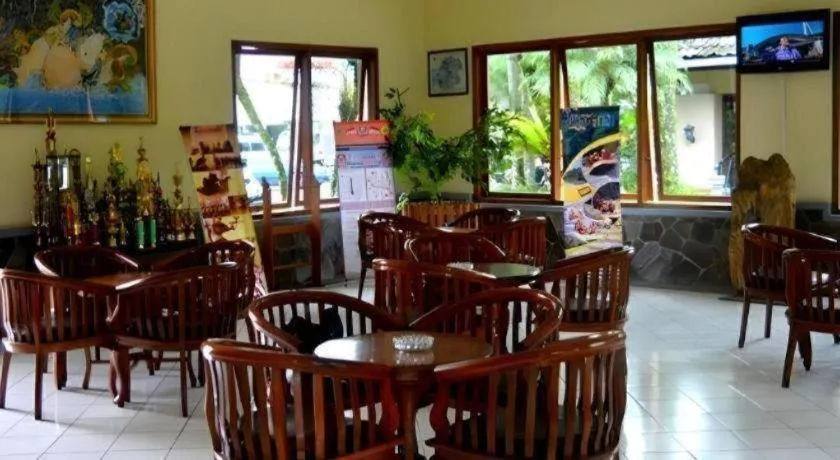 Augusta Hotel & Glamping Sukabumi