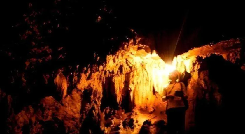 Augusta Hotel & Glamping Sukabumi