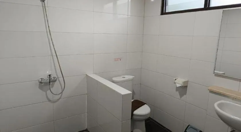 Augusta Hotel & Glamping Sukabumi