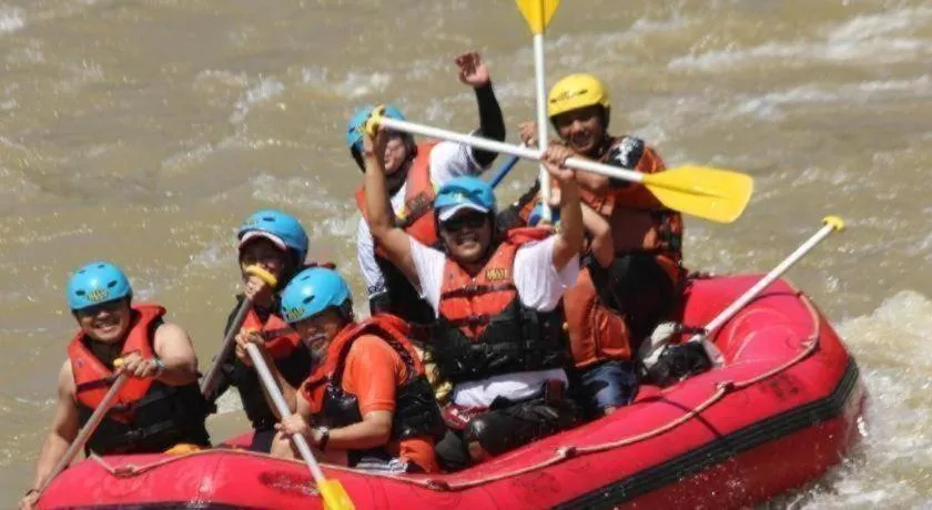 Augusta Hotel & Glamping Sukabumi