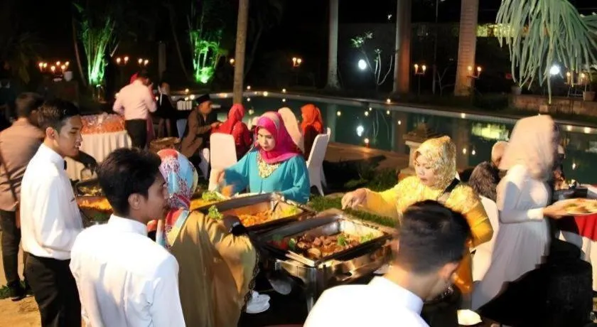 Augusta Hotel & Glamping Sukabumi