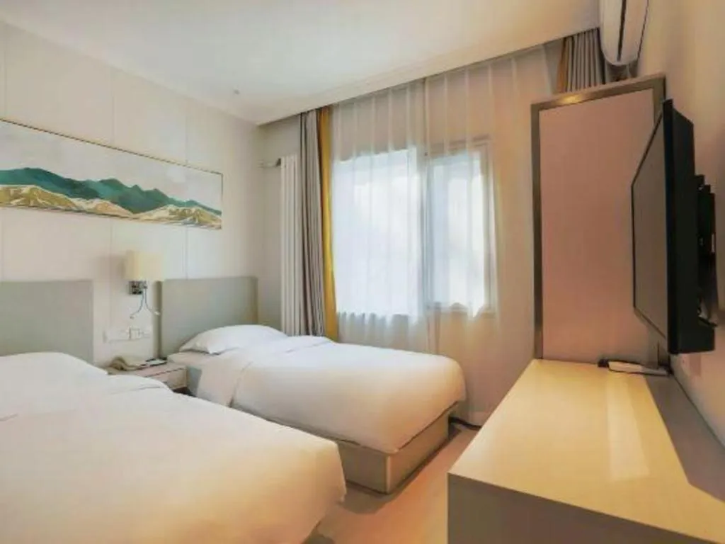 Bed in Beijing Inner Mongolia Hotel Chaoyang