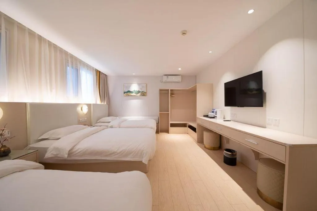 Bed in Beijing Inner Mongolia Hotel Chaoyang