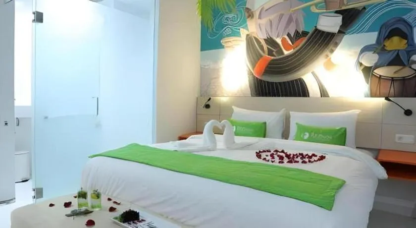 Bed in Fizz Hotel Lombok