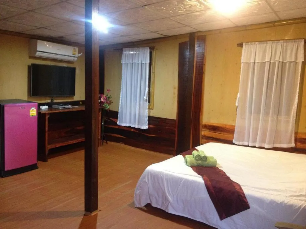 Bed in Jidapa Resort