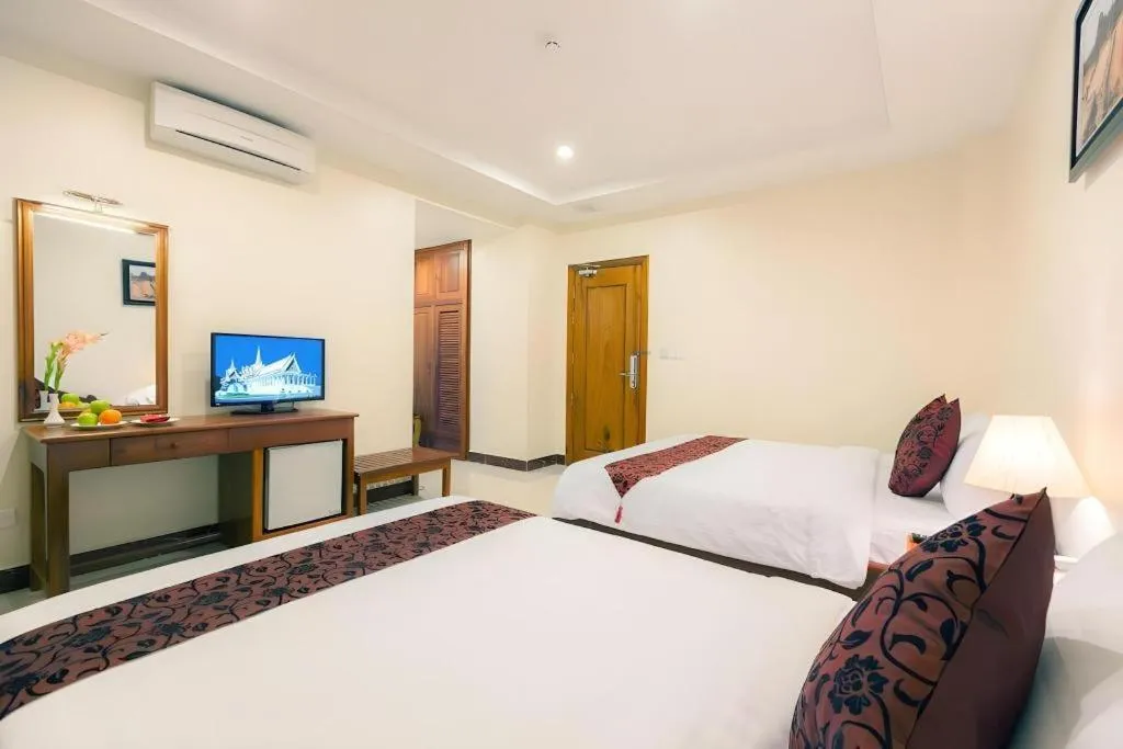 Bed in Kirirom Crystal Hotel