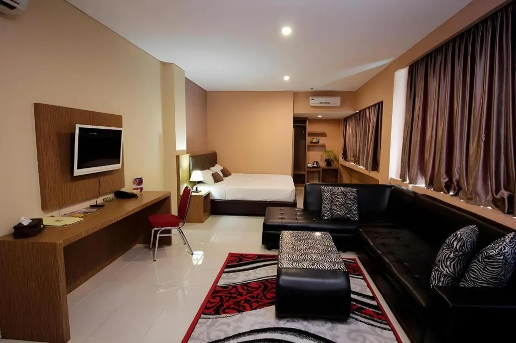 Bed in Asoka Luxury Hotel
