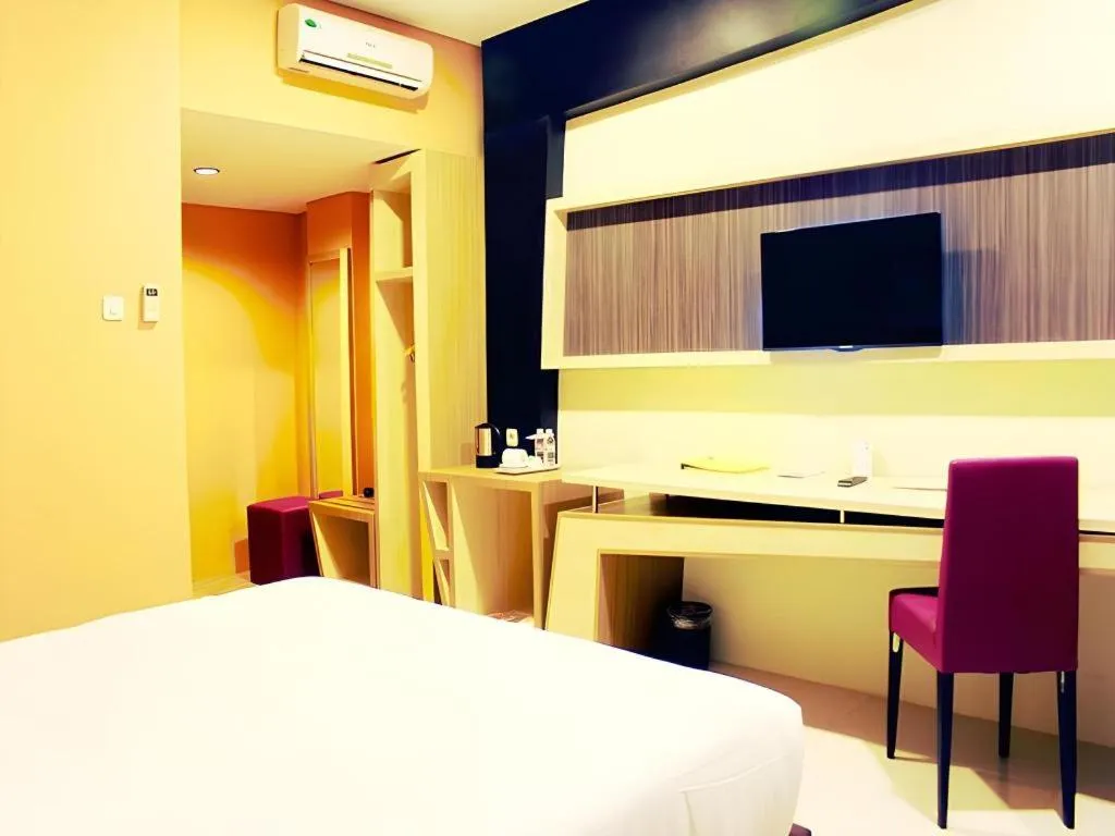 Bed in Asoka Luxury Hotel