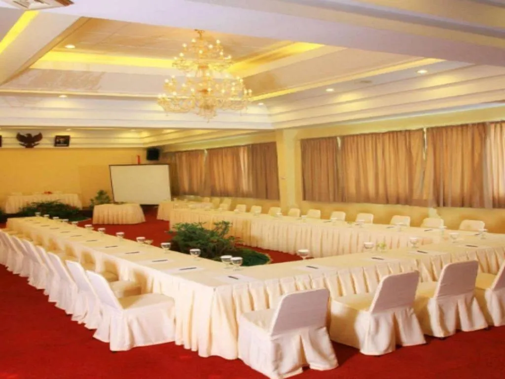 Grand Mutiara Hotel