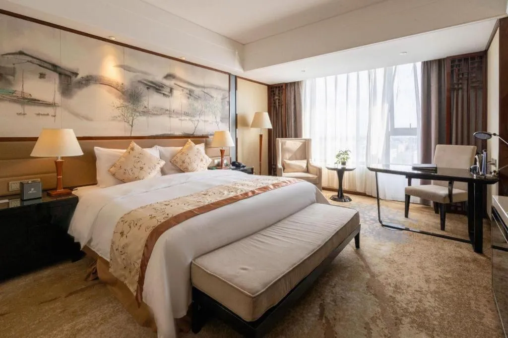 Bed in Yang Peng Jin Jiang Hotel