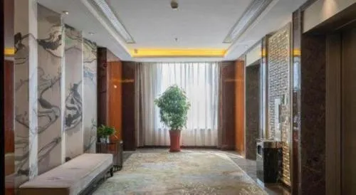 Yang Peng Jin Jiang Hotel