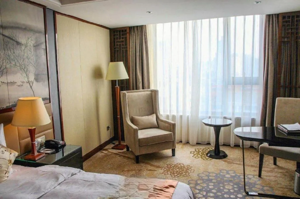 Bed in Yang Peng Jin Jiang Hotel