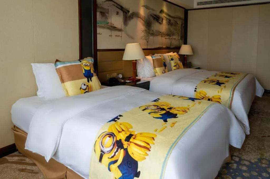 Bed in Yang Peng Jin Jiang Hotel