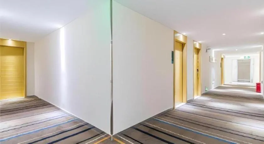 Bed in City Comfort Inn Yangjiang Baili Plaza Mojiang Road