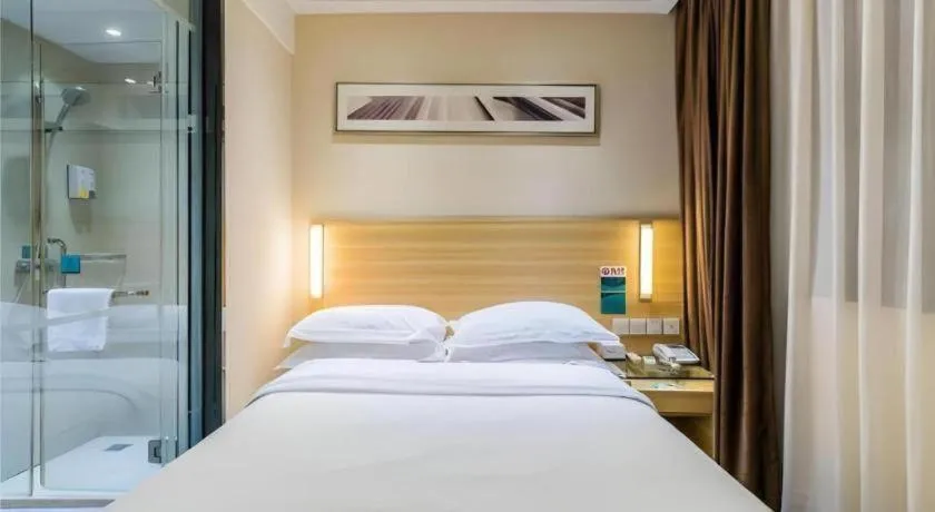 Bed in City Comfort Inn Yangjiang Baili Plaza Mojiang Road