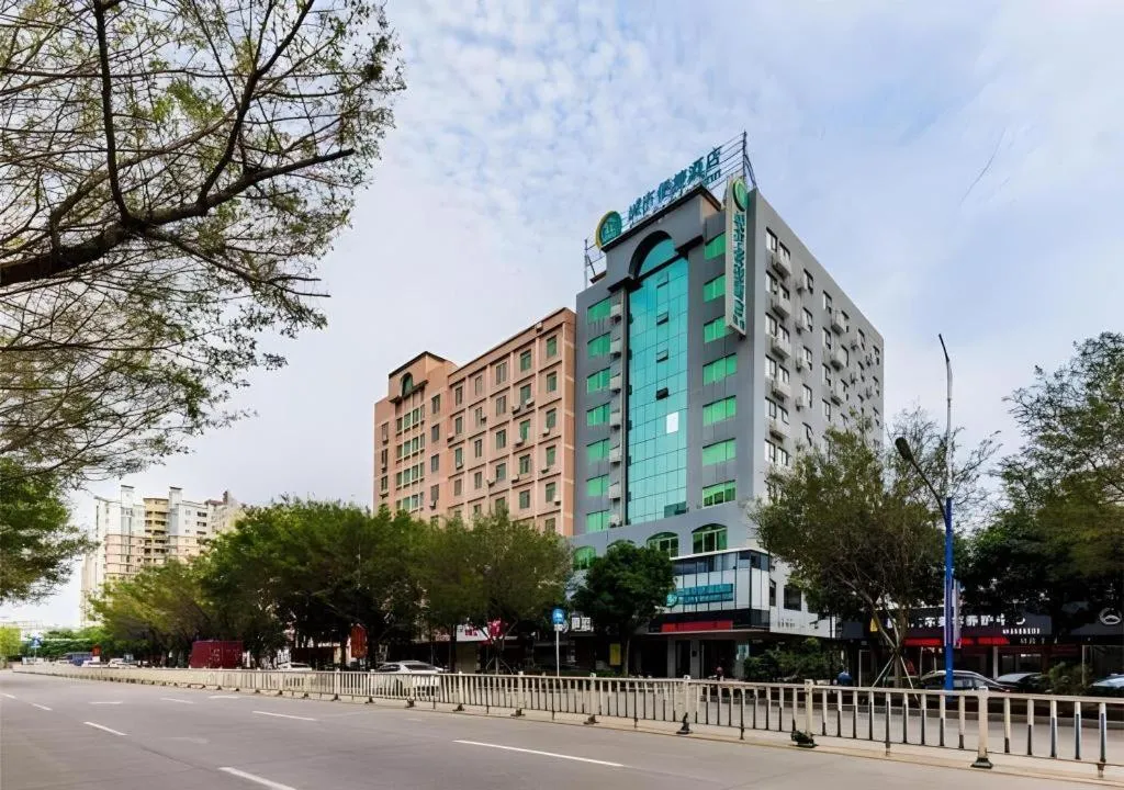 City Comfort Inn Yangjiang Baili Plaza Mojiang Road
