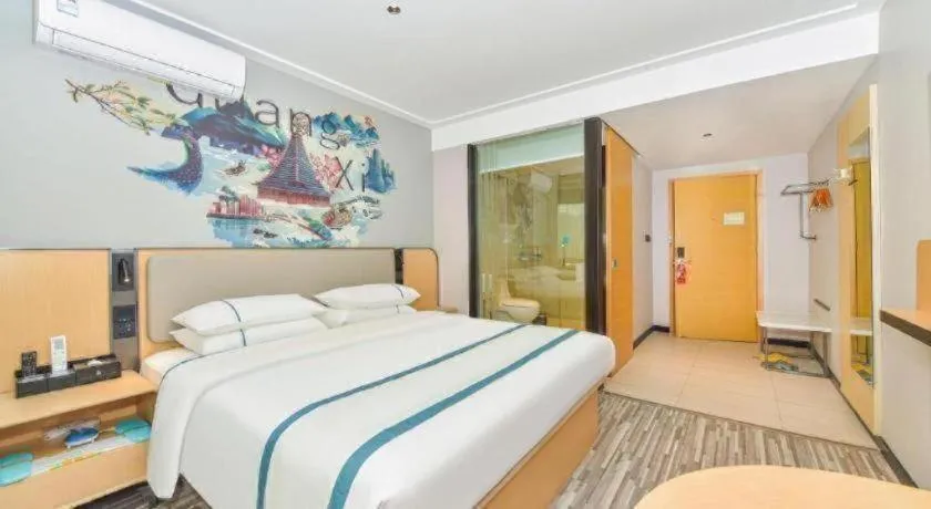 Bed in City Comfort Inn Liuzhou Ma'anshan Rongjun Road