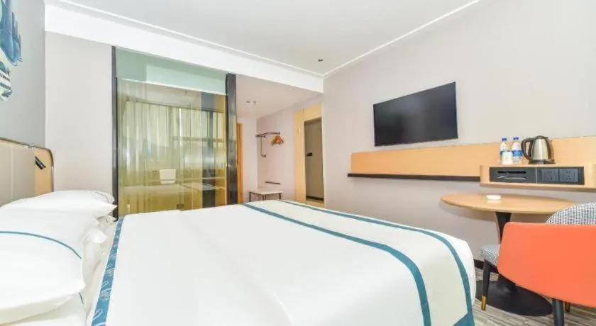 Bed in City Comfort Inn Liuzhou Ma'anshan Rongjun Road