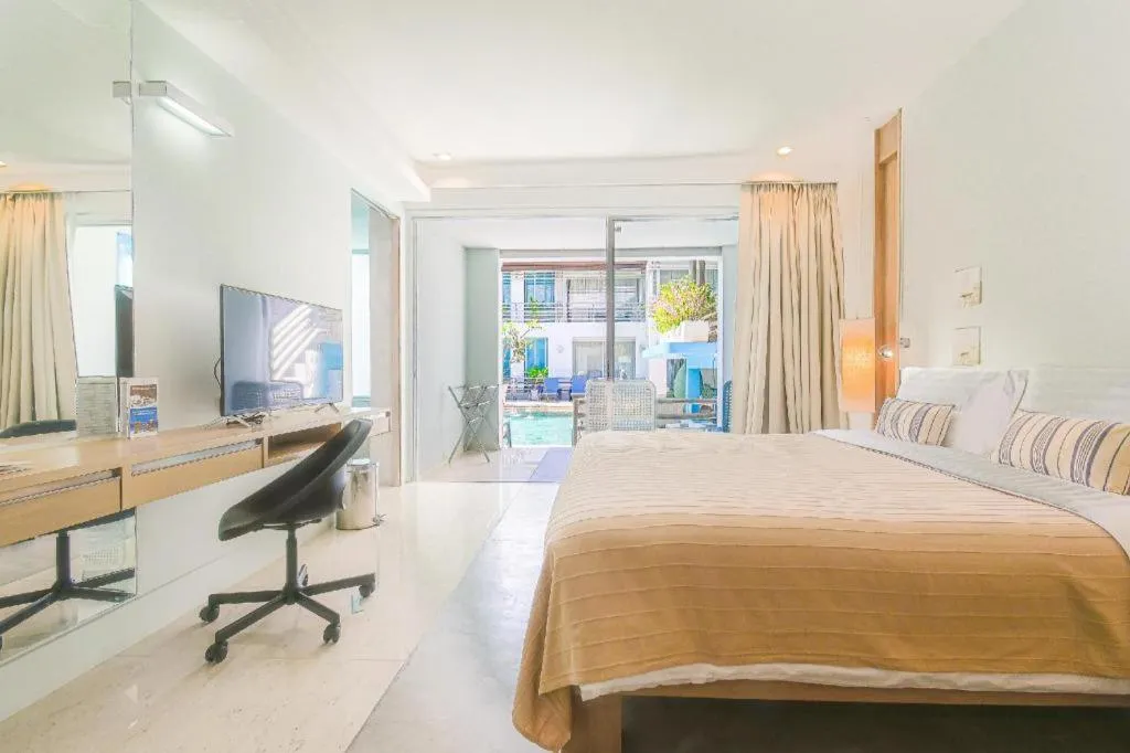 Bed in Ramada by Wyndham Phuket Southsea