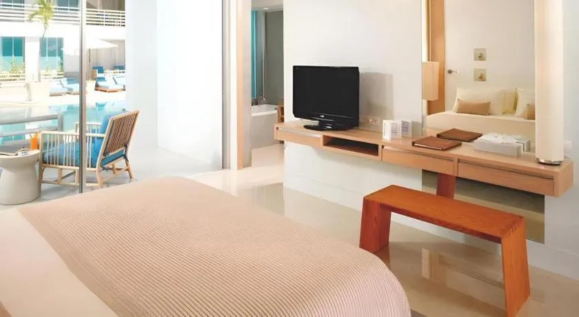 Bed in Ramada by Wyndham Phuket Southsea