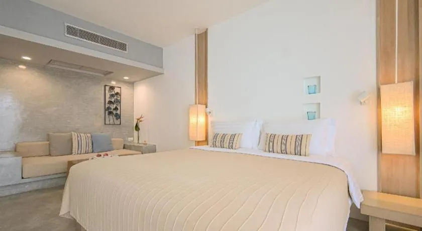 Bed in Ramada by Wyndham Phuket Southsea