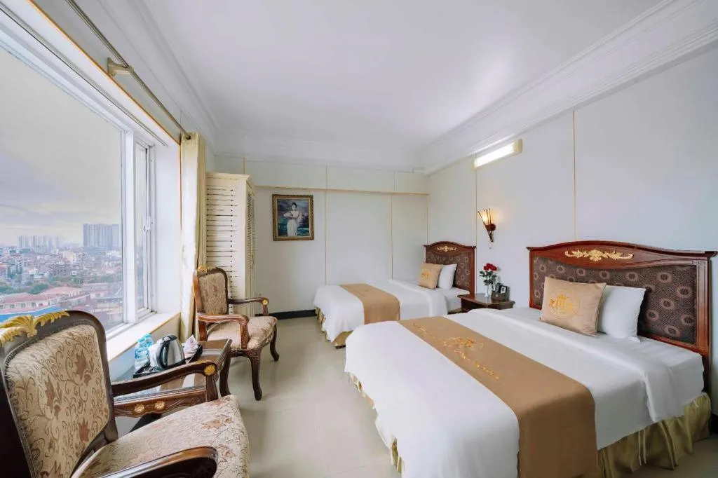 Bed in Hoang Long Hotel - Hai Phong City Center