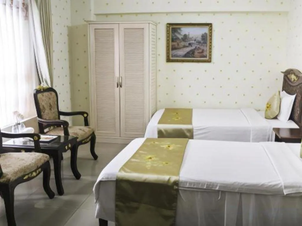 Bed in Hoang Long Hotel - Hai Phong City Center